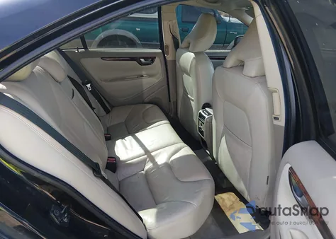 2006 Volvo S60 2.5T z USA, uszkodzony, nr VIN YV1RS592962553093